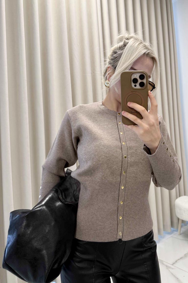 Çıtçıtlı Triko Hırka Bej - Görsel 4