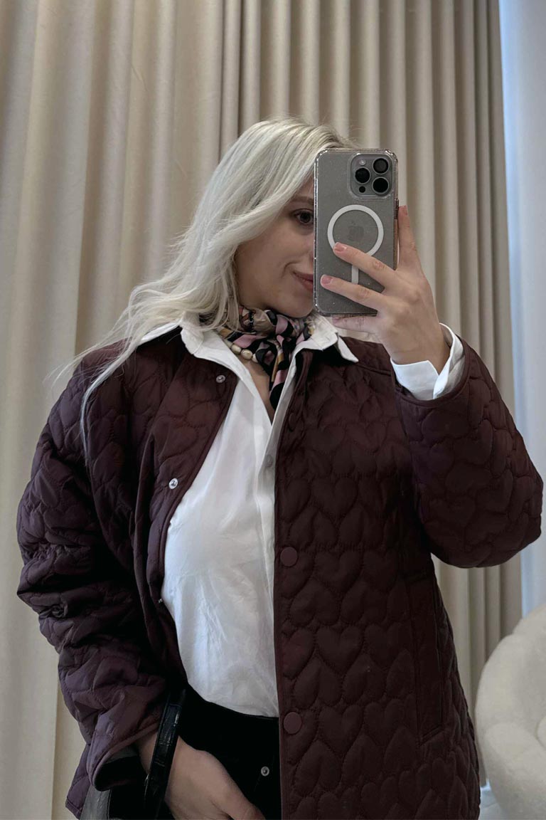 Kalp Desenli Kapitone Bordo Mont