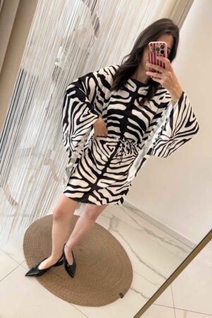Zebra Desenli Yarasa Kol Elbise